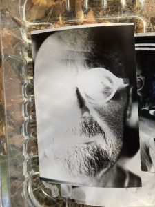 Négatif portrait argentique noir et blanc afghan box 2022