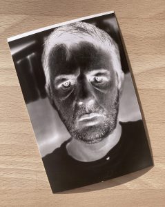 Négatif portrait argentique noir et blanc afghan box 2022