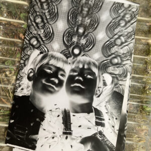 Négatif portrait argentique noir et blanc afghan box 2023