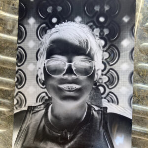 Négatif portrait argentique noir et blanc afghan box 2023